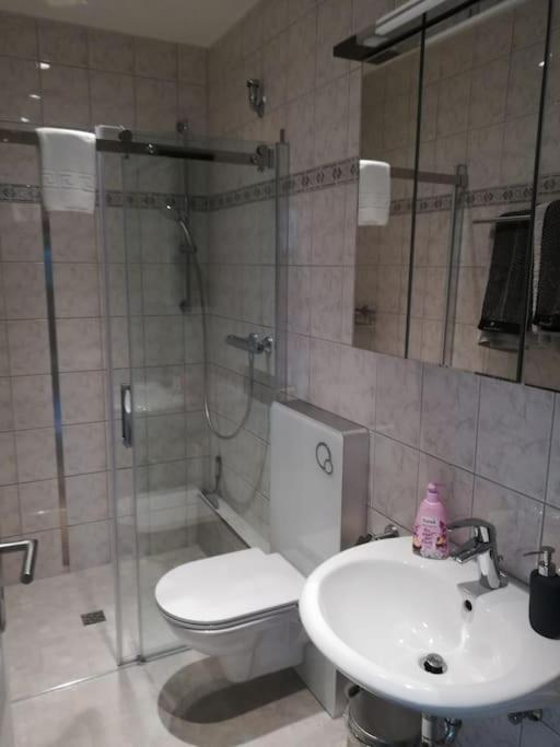 Appartment, Gemuetlich U. Zentral Hattingen Luaran gambar
